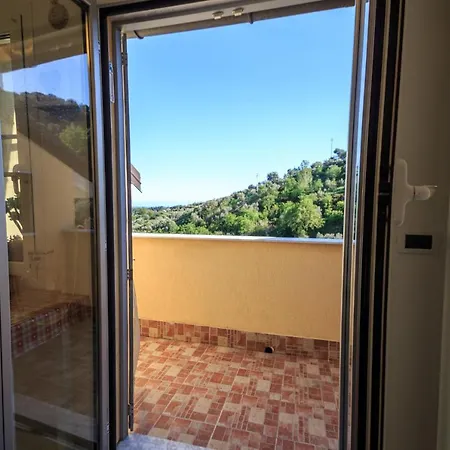 Mansarda Di Moderna Concezione Appartamento *